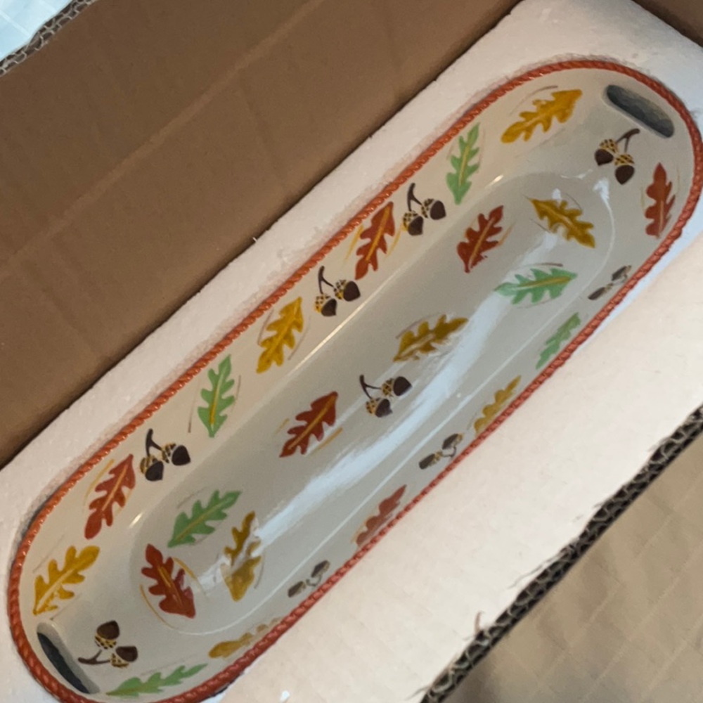 Leaf Pattern Serving Set - Picture 9 of 11